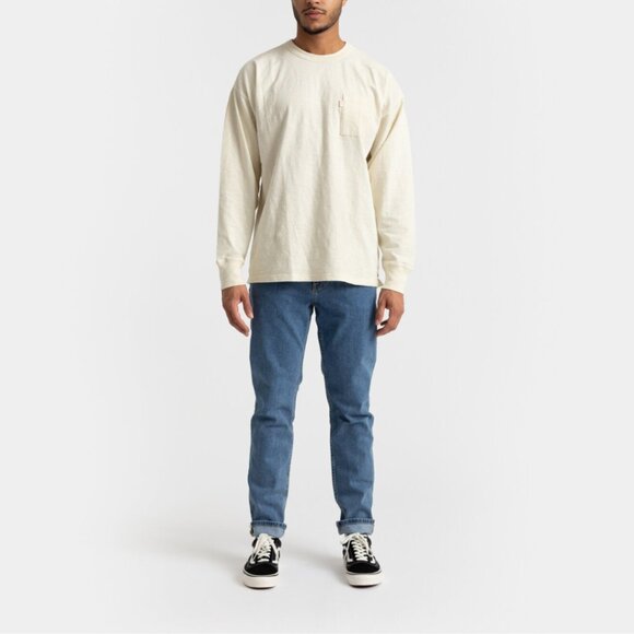 BNWT Revolution of 1995 Evergreen Mens Loose Fit Organic Cotton Blue Denim Jeans - Picture 5 of 6